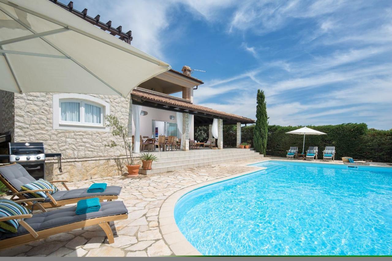 Villa Pag Mandre Exteriör bild